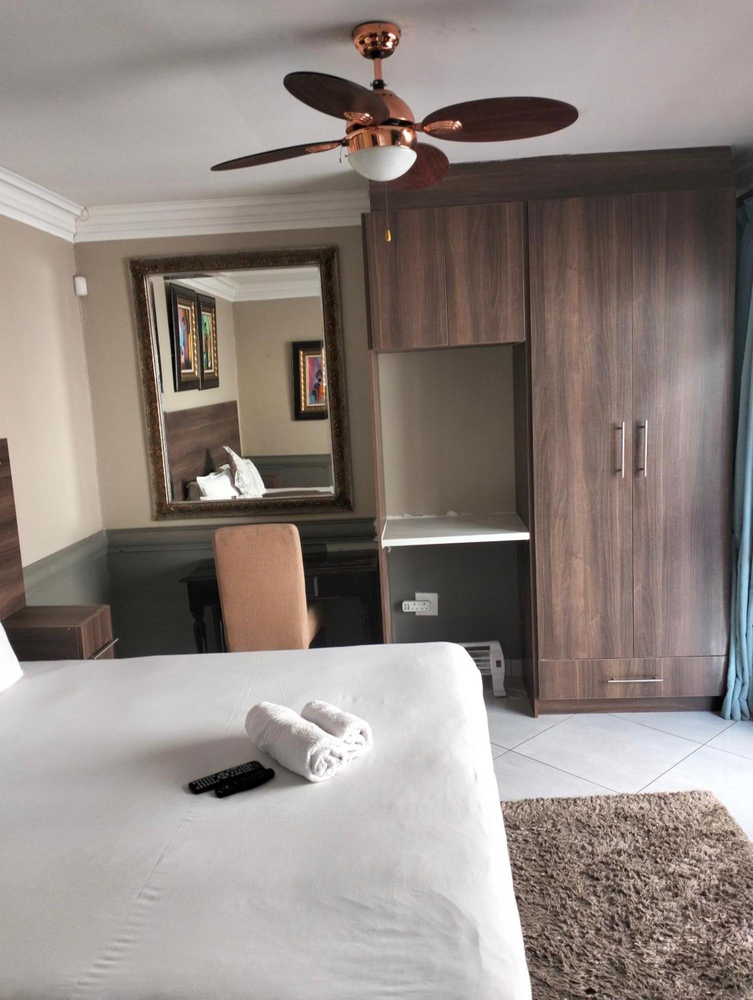 Sunrise Boutique Hotel Witbank Exterior foto