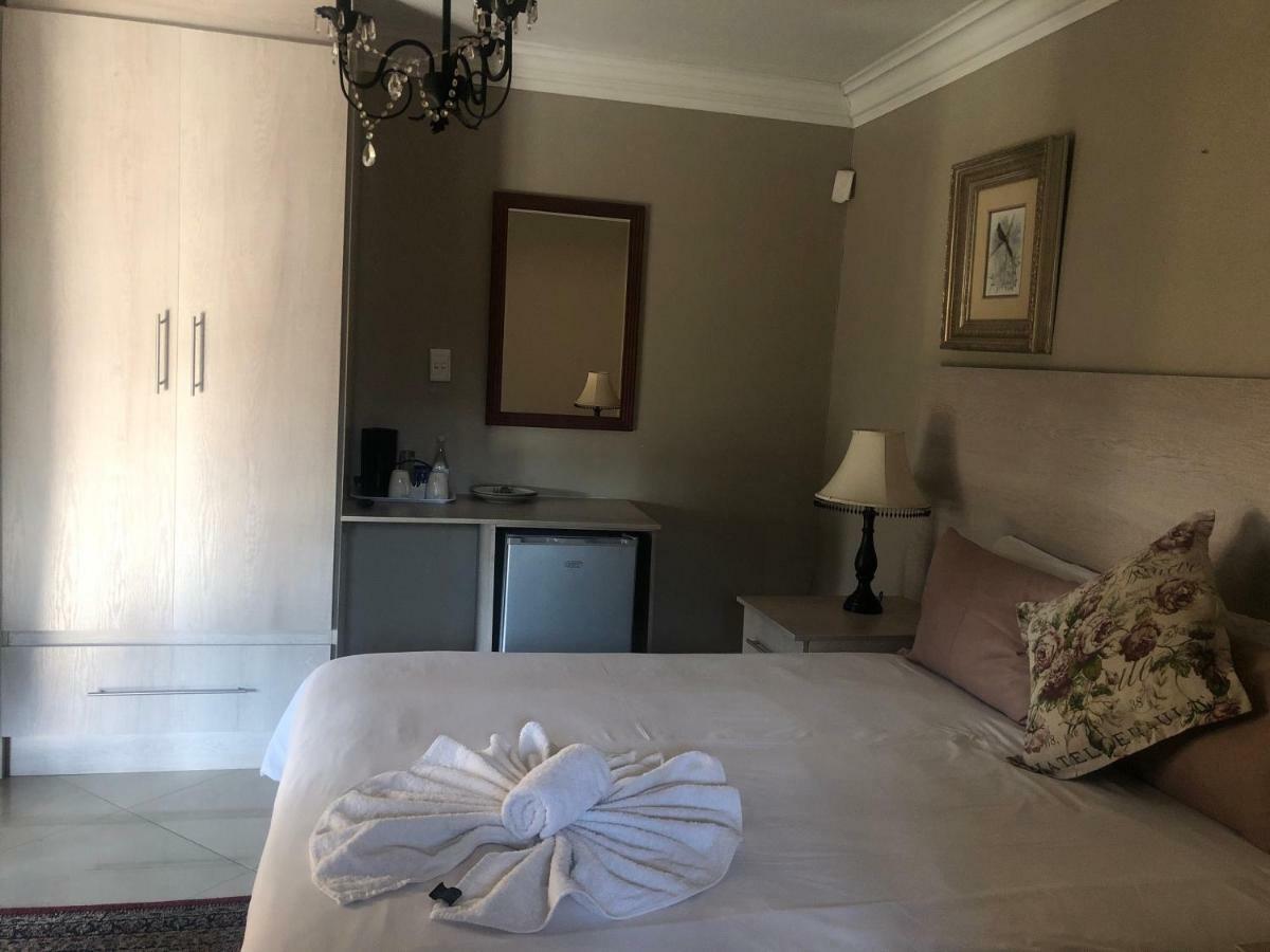 Sunrise Boutique Hotel Witbank Exterior foto